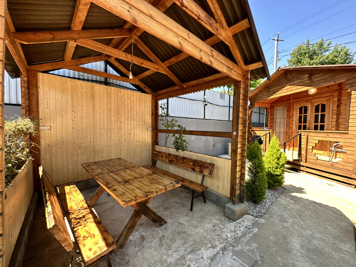 Гостевой Дом  Домики Набережная Виктория 100 м от моря