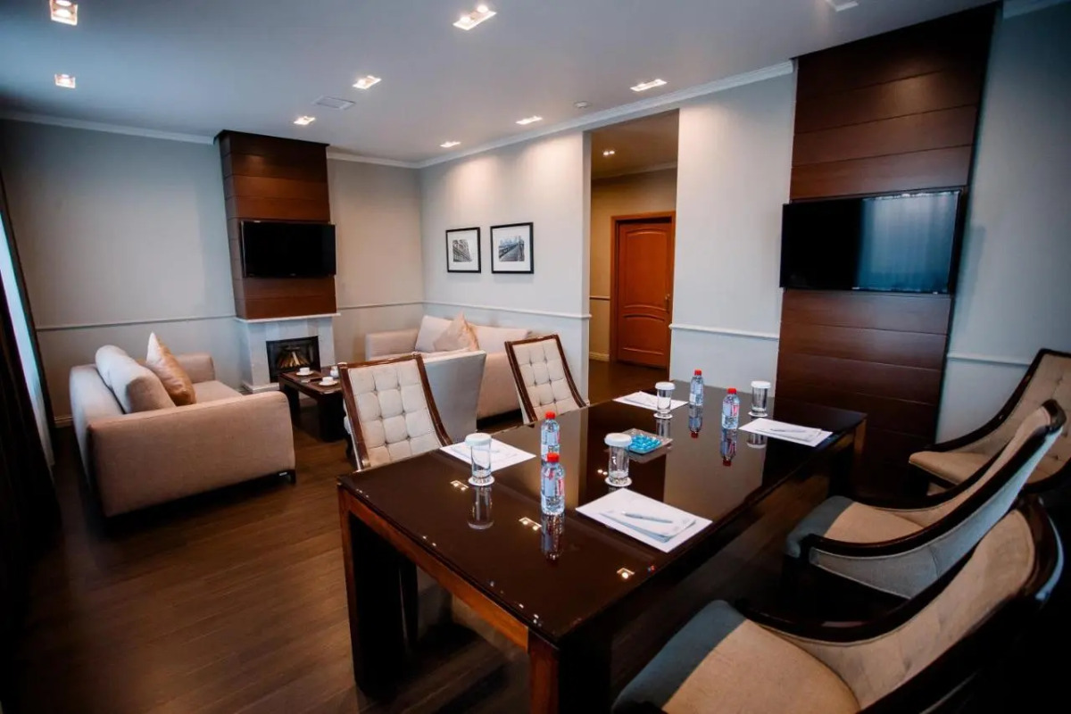 Отель Космонавт