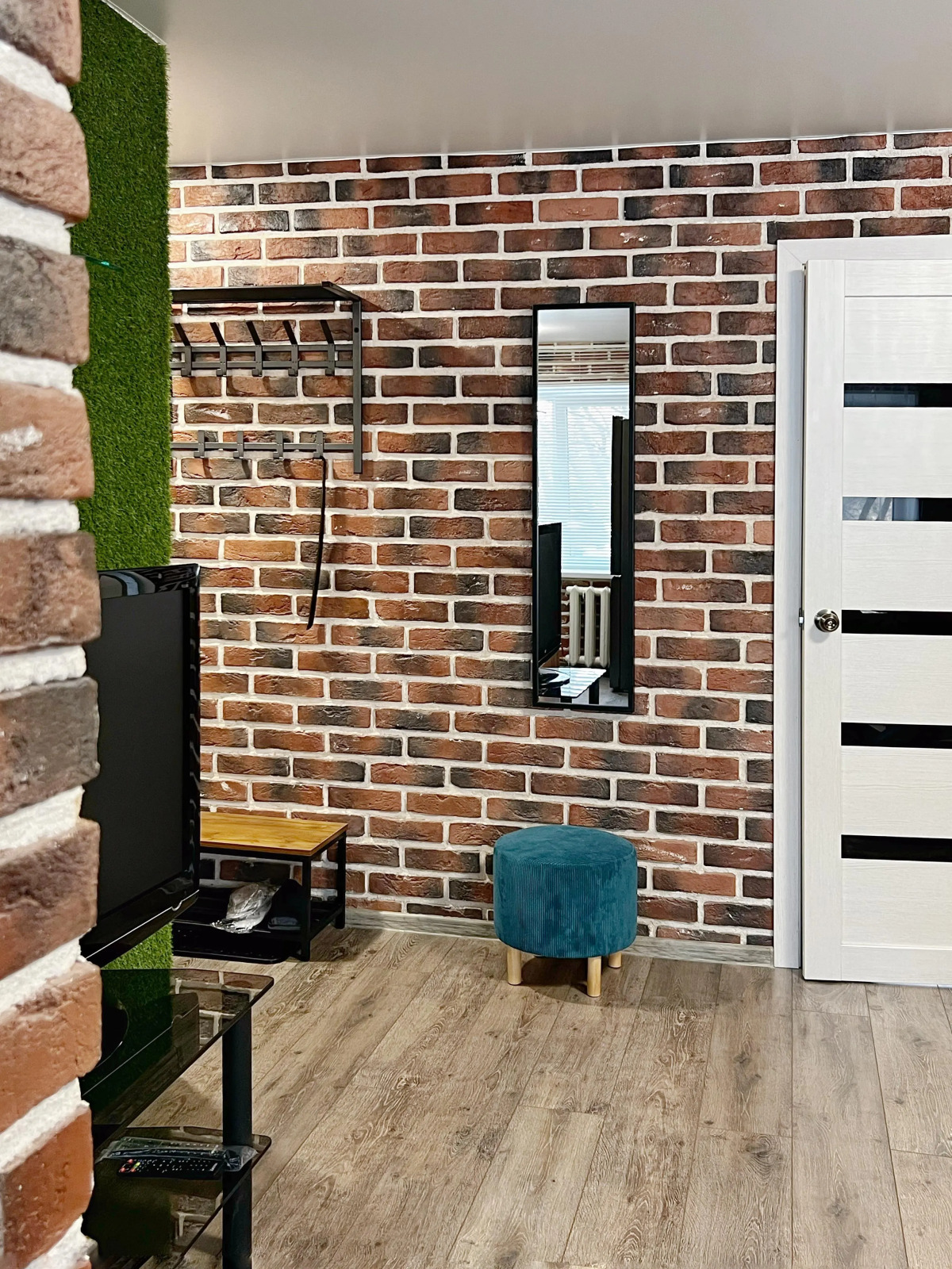 Апартаменты Granada Комфортная Евро-двушка в центре города с новым дизайнерским ремонтом