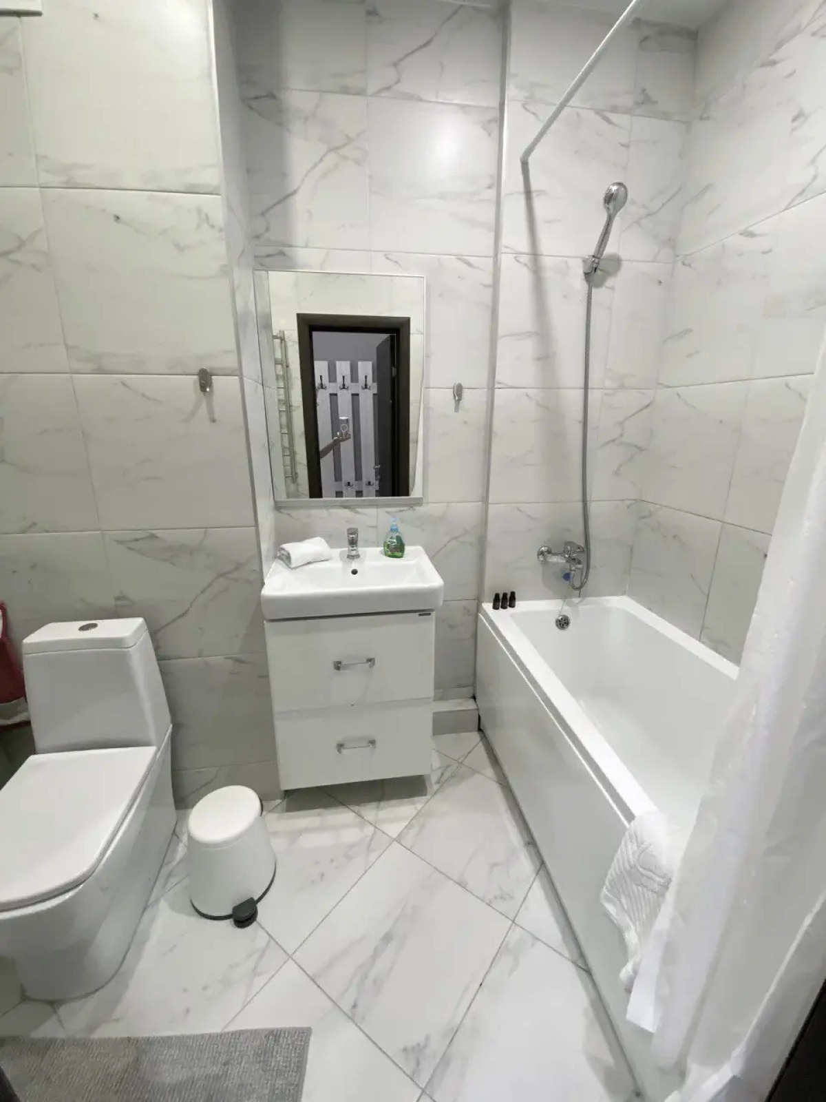 Апартаменты ЭКО Куршевель с Видом Горы и Балконом