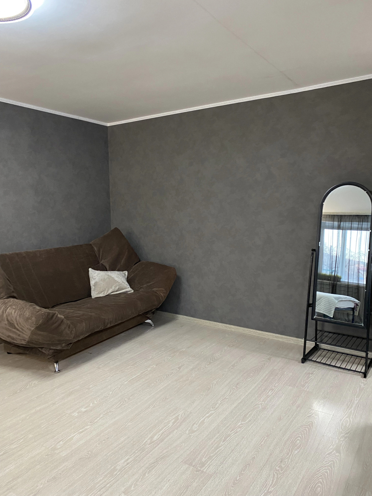 Апартаменты Уютная Студия на Коммунистическом проспекте