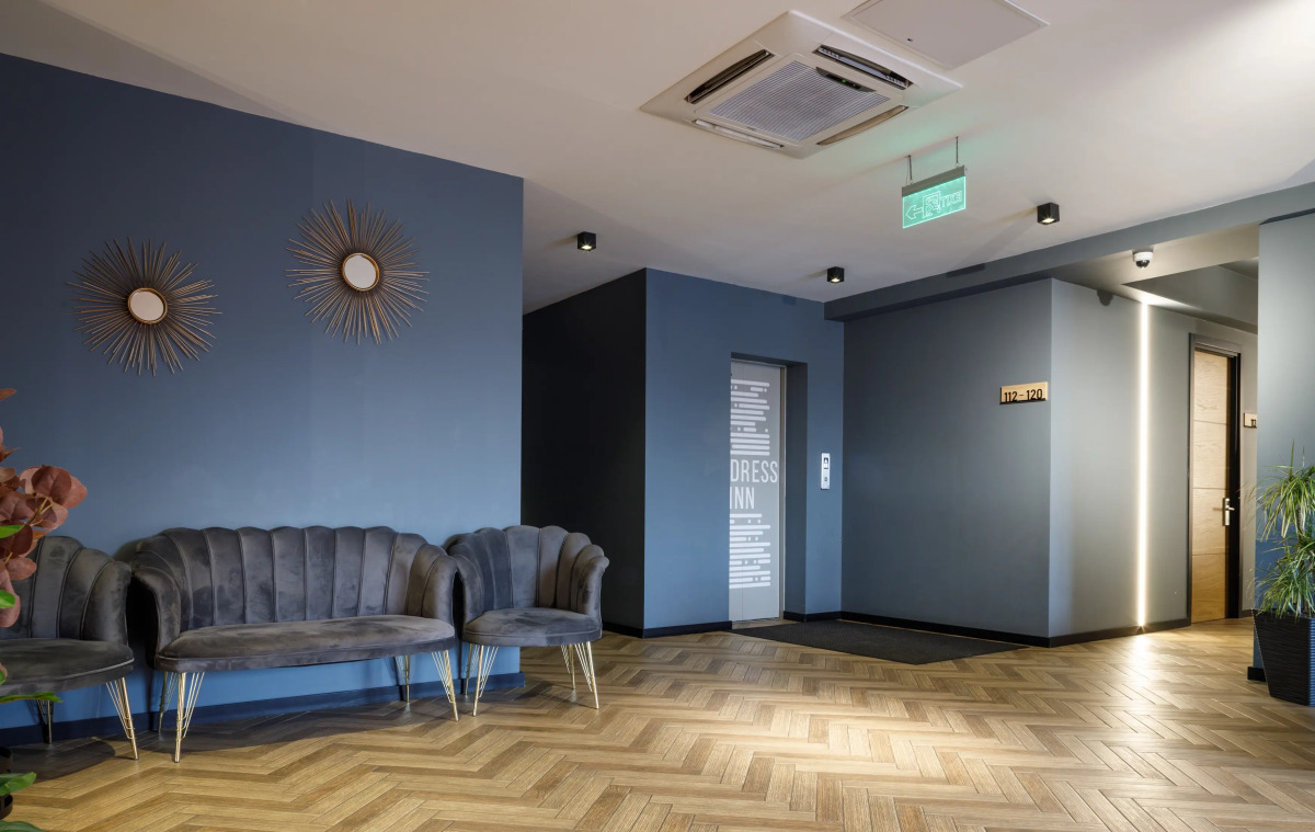 Отель Address Inn