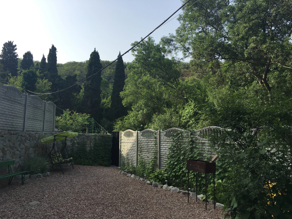 Gostevoy Dom Feeriya V Professorskom Ugolke	