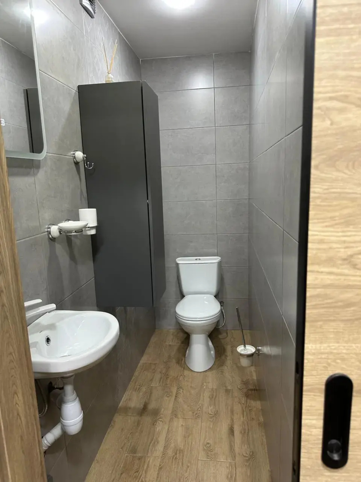 Апартаменты Двухуровневая студия с двумя санузлами в парке