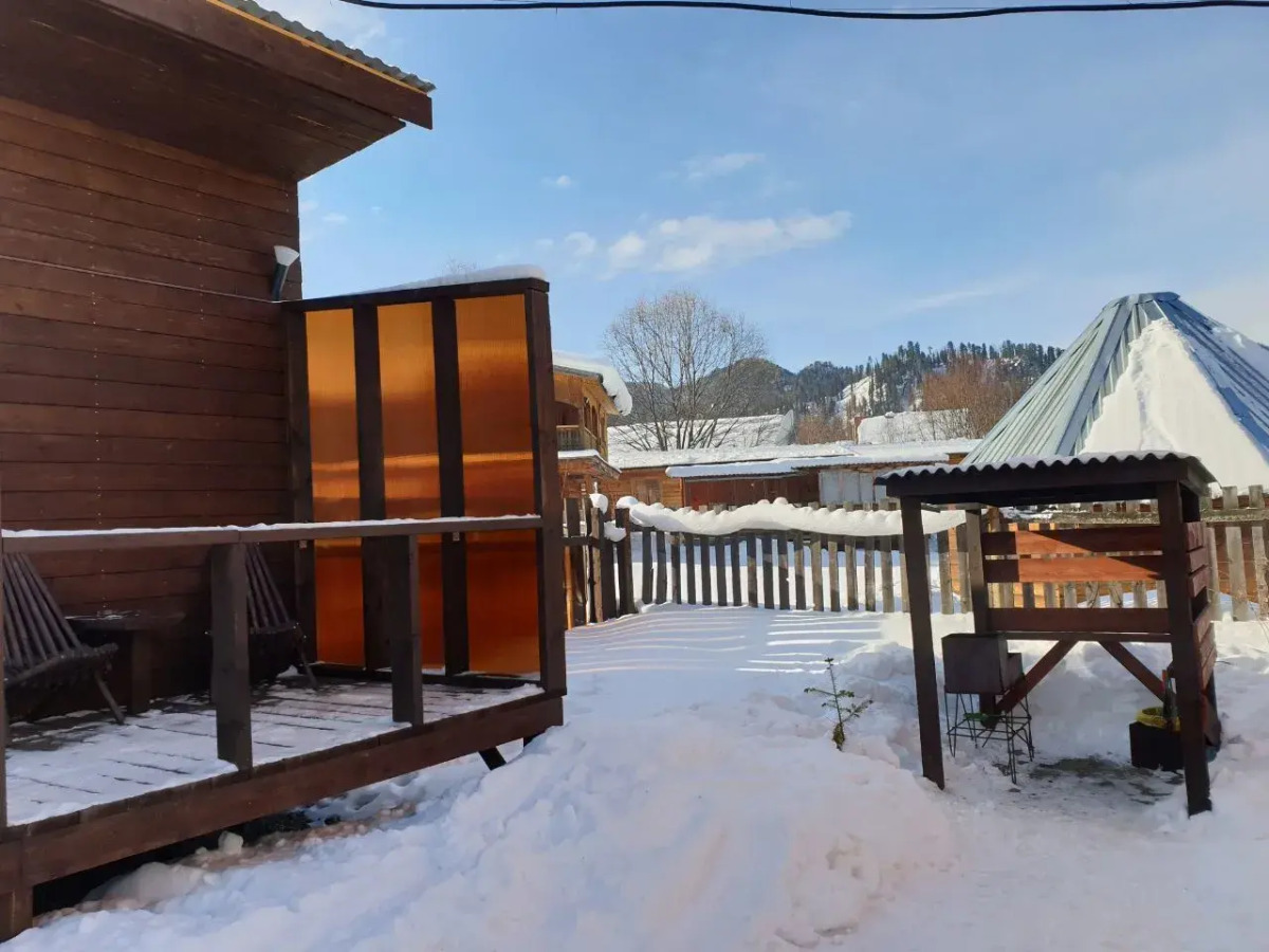 Частный Дом на Берегу Истока Реки Бия