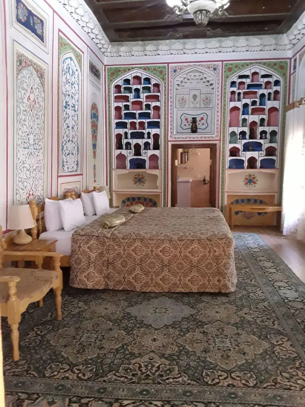 Отель Sasha & Son