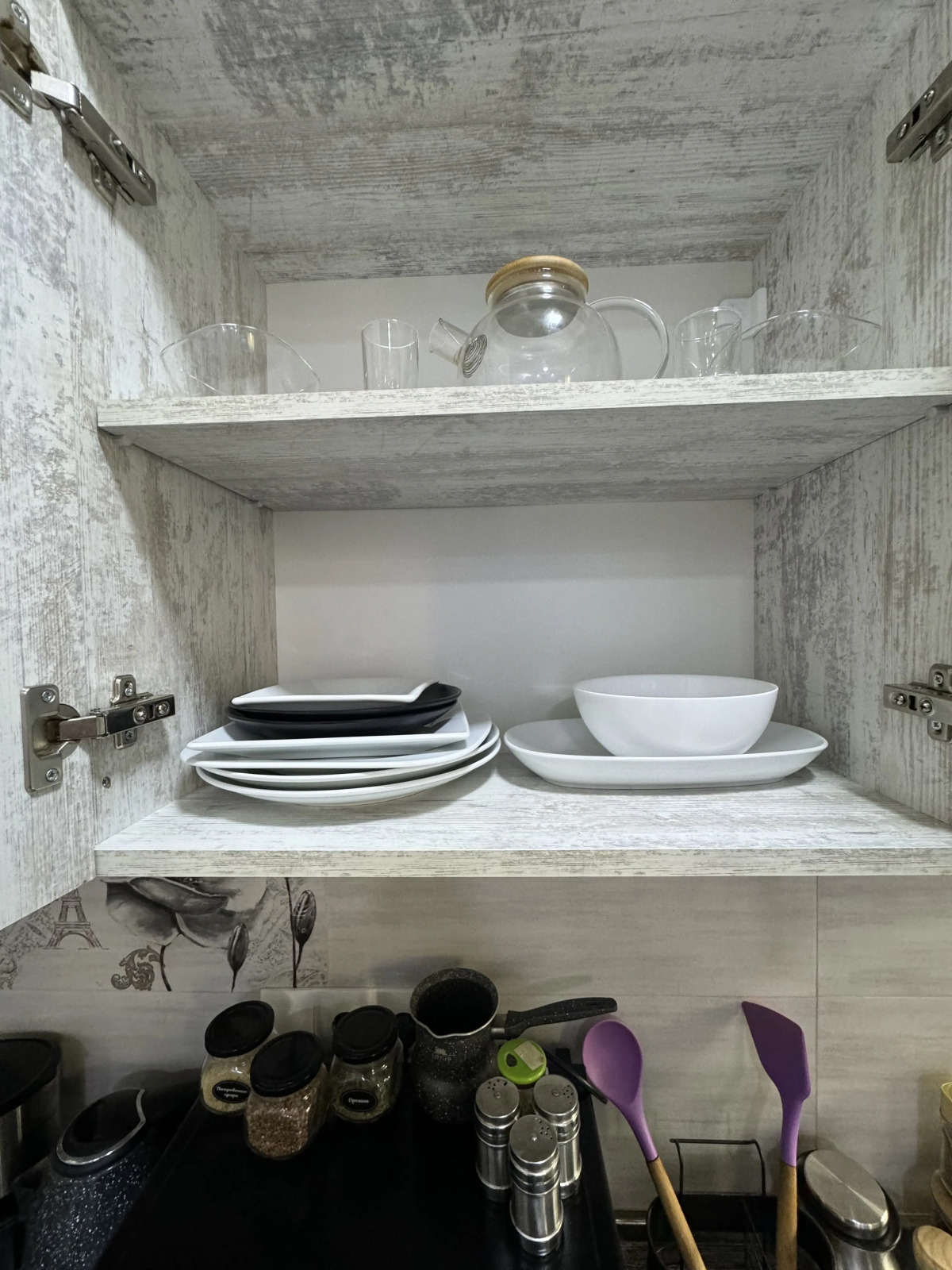 Апартаменты Modern and Comfortable Apartment