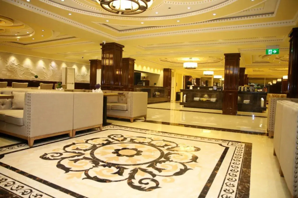 Отель Атлас