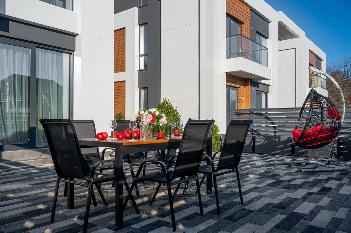 Вилла Дом "Гранат" в коттеджном комплексе "Джем"