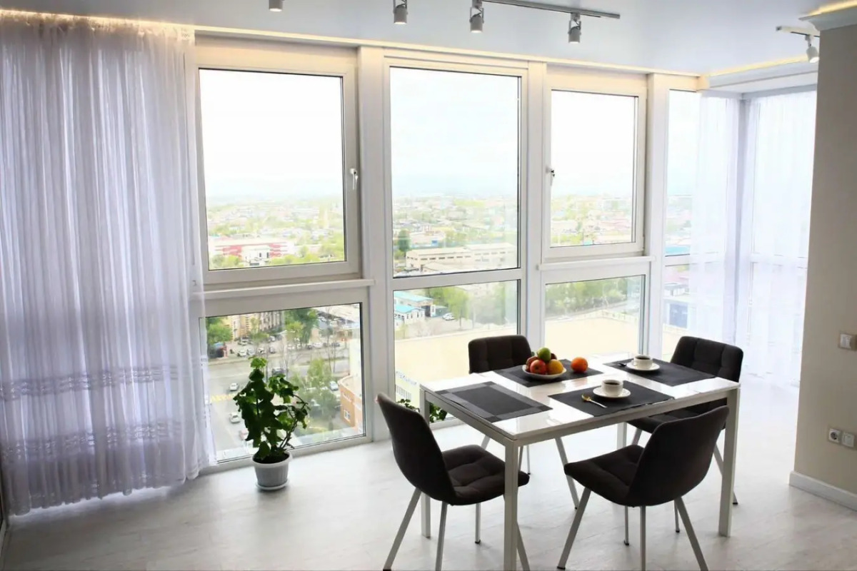 Квартира Трехкомнатная с красивым видом из окна