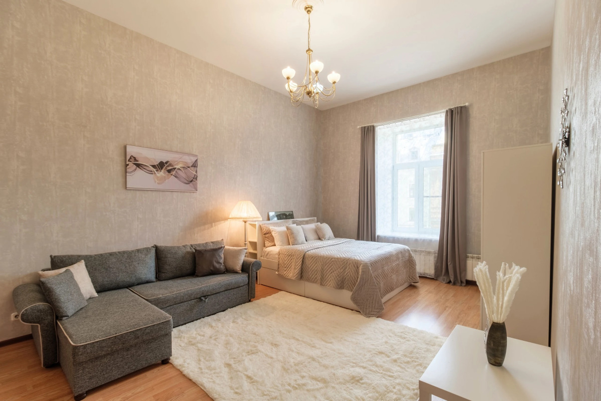 Апартаменты Видовые у Казанского собора 2 спальни 2 сан.узла 12 гостей