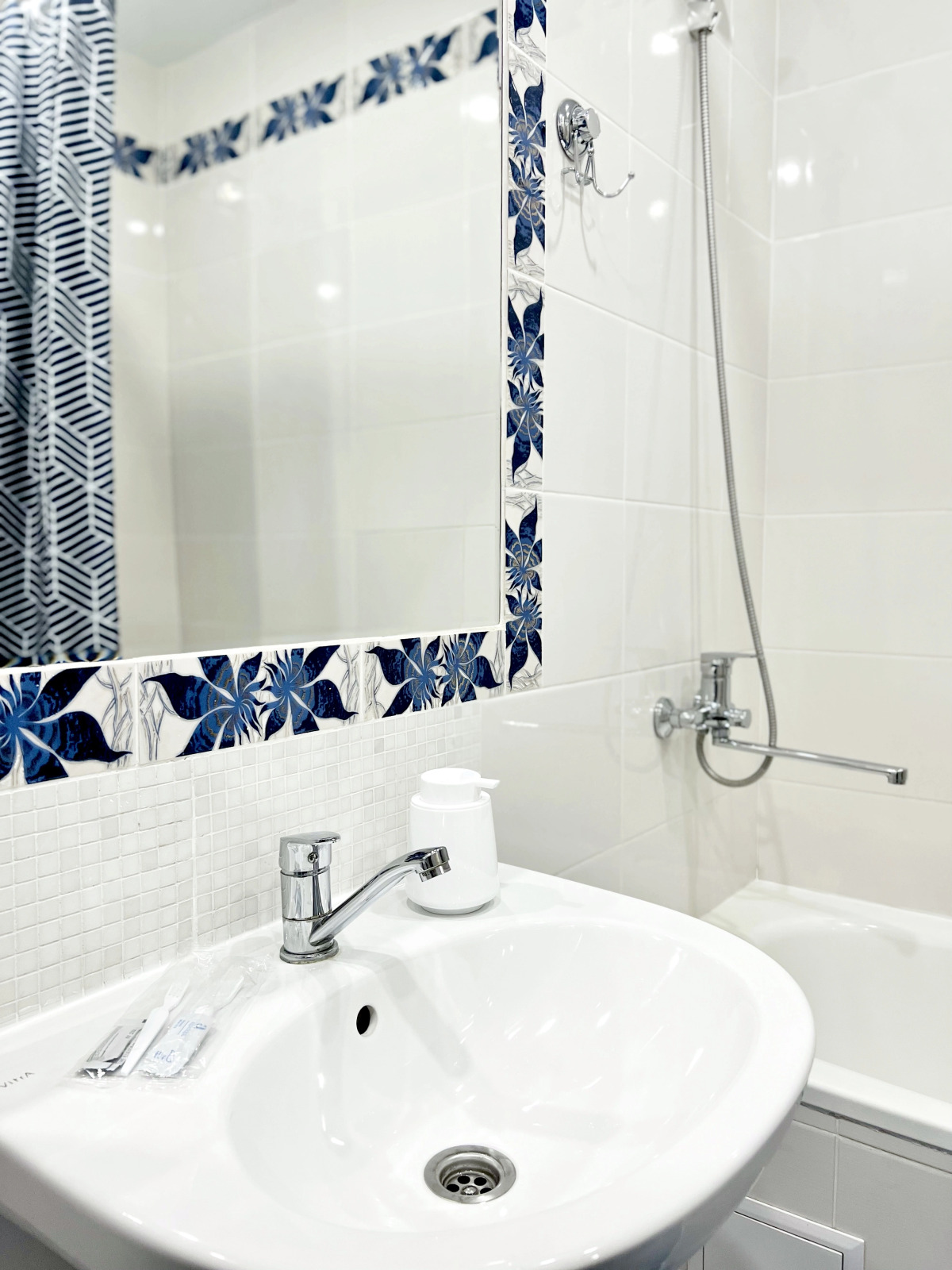 Квартира у Кремля и Чаши