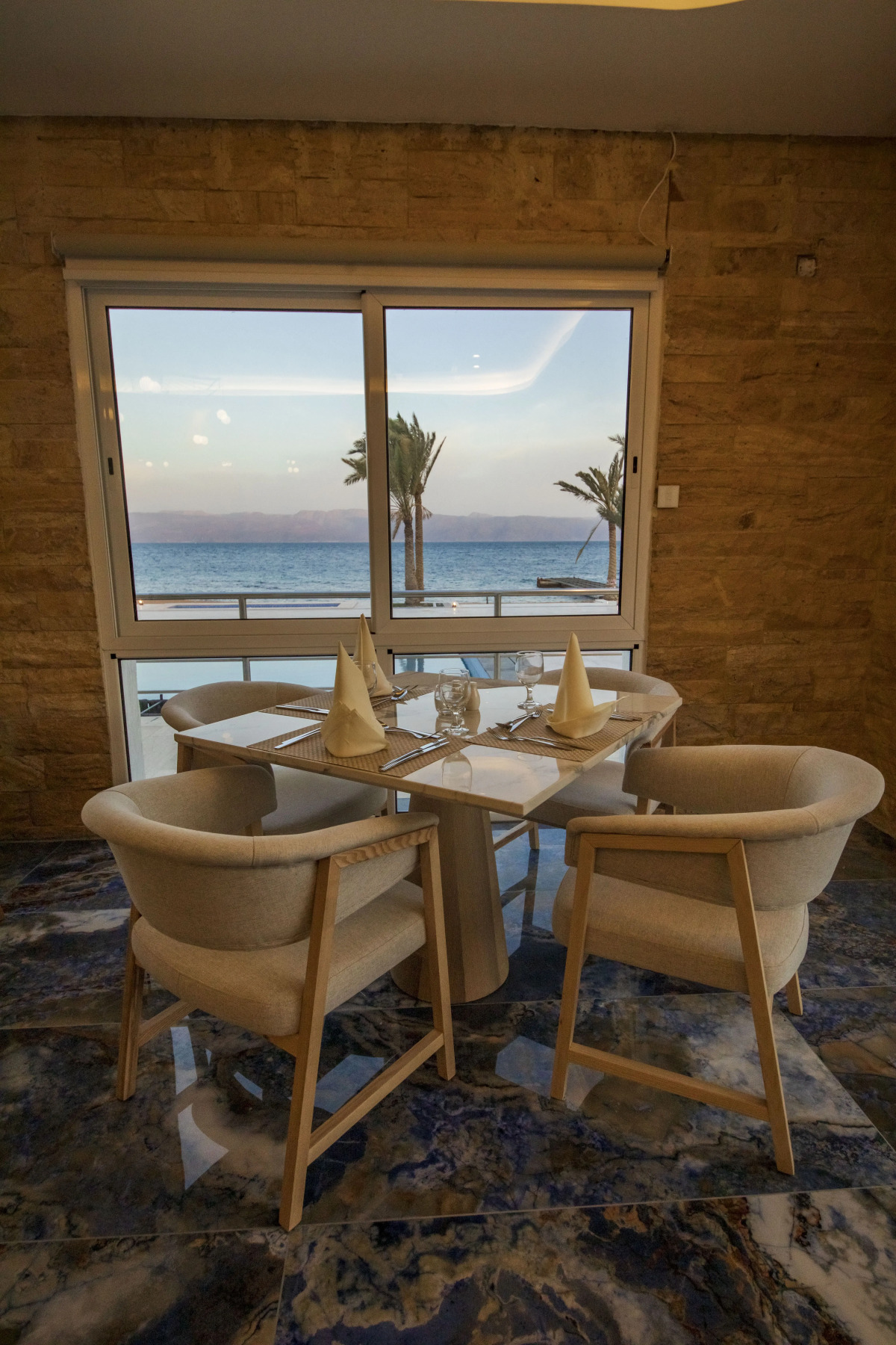 Отель Luxotel Aqaba Beach Resort & Spa Hotel