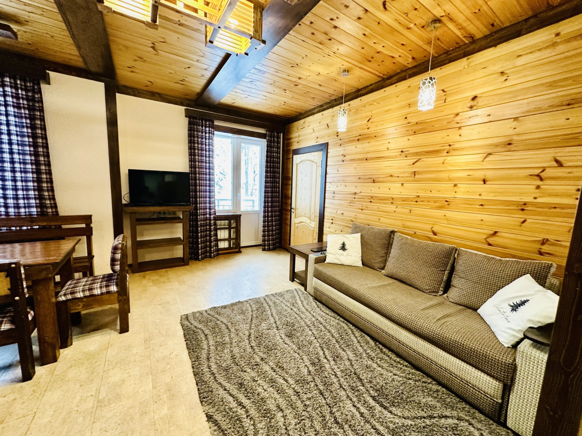 Квартира на Аланской, 25 "Трехкомнатные"