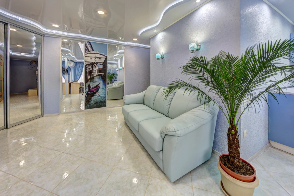 Апартаменты ИннХоум на Свободы 96