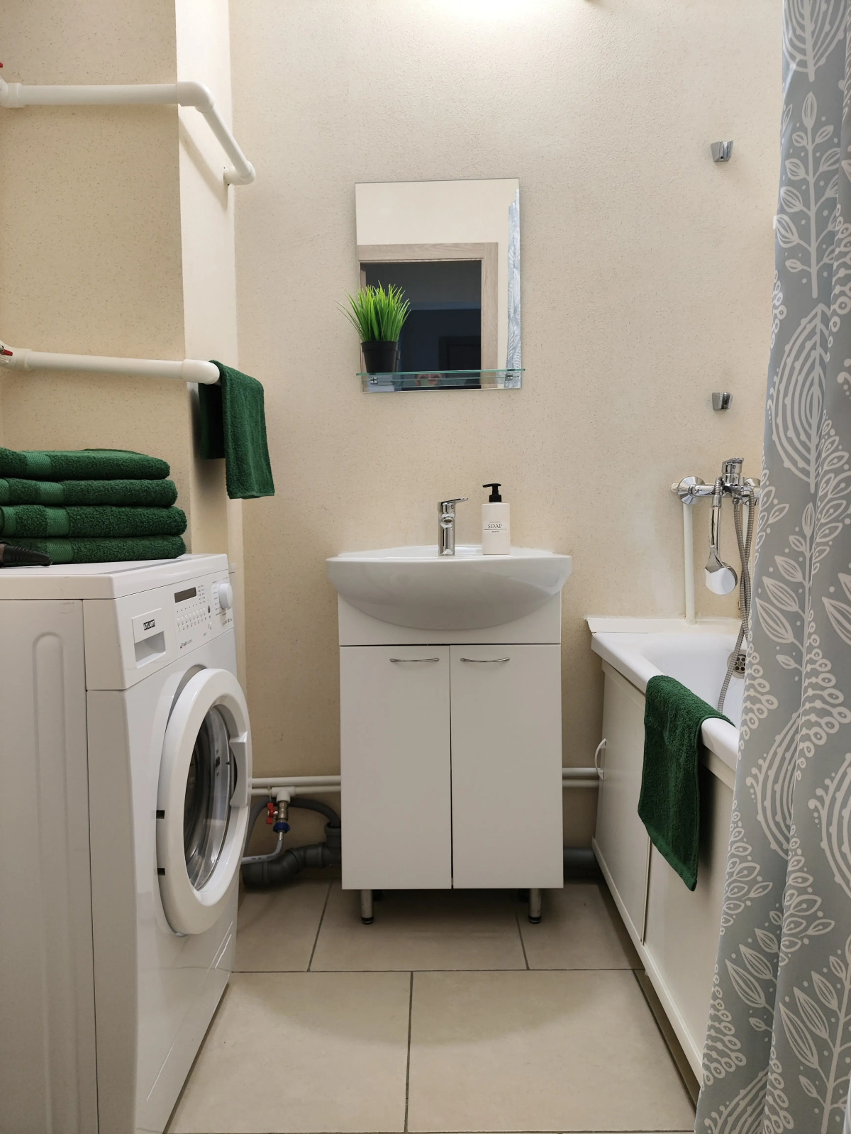 Квартира 2комнатная Левый  Берег у М4 6спал Мест