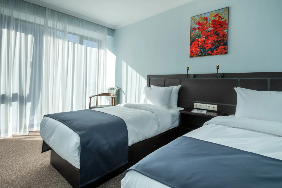 Отель Ani Forest Hills Resort