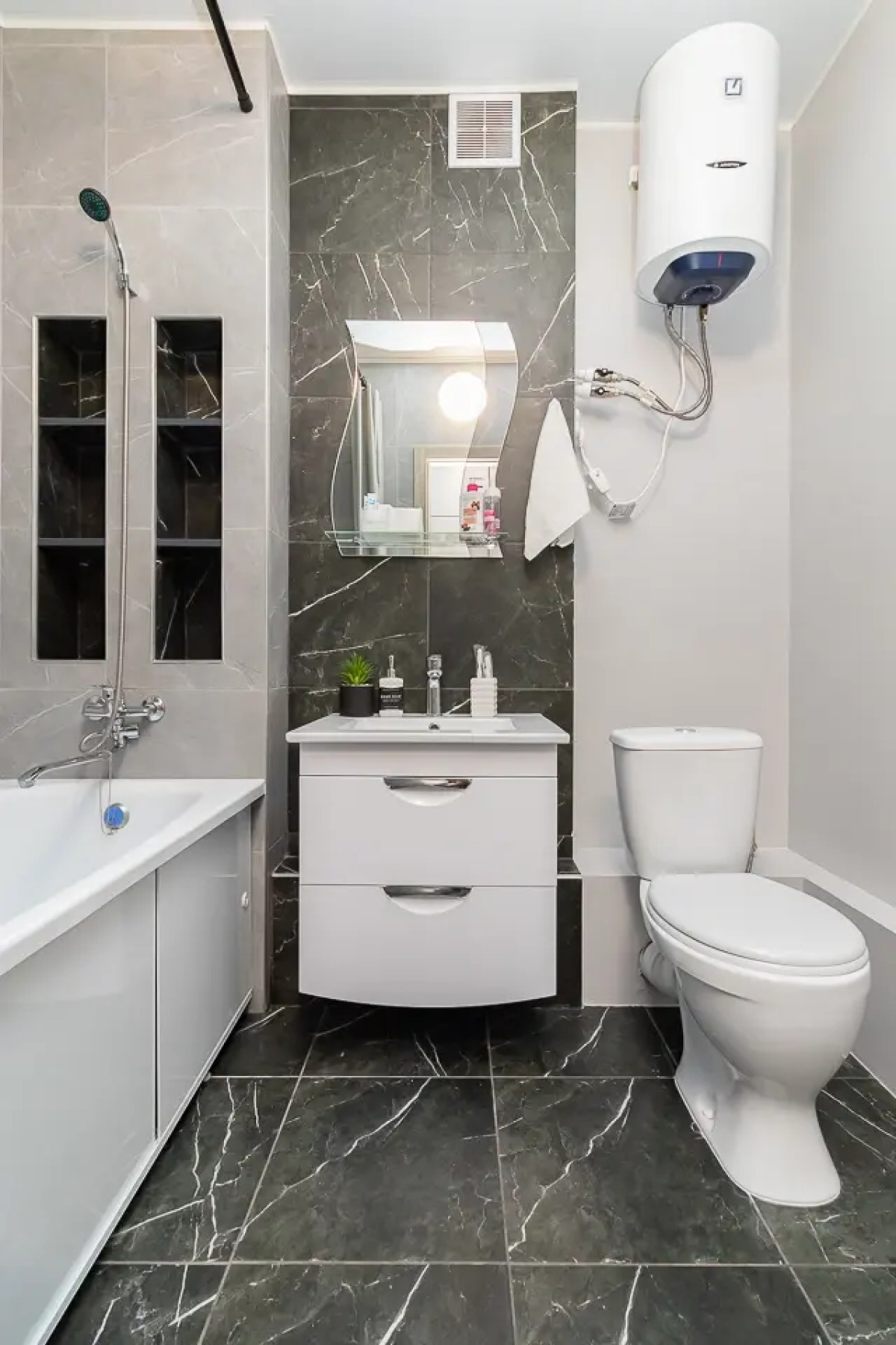 Квартира Happy House  с видом на реку и парковую зону