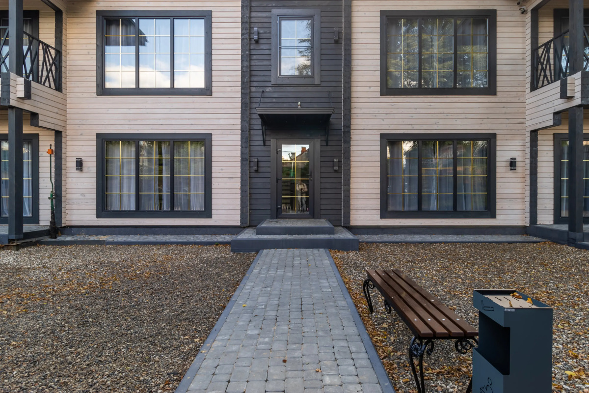 Апартаменты в новом доме из дерева