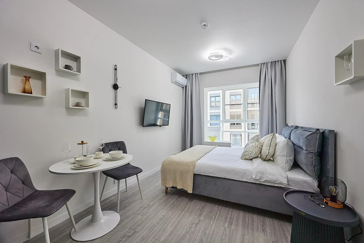 Апартаменты в комплексе с бассейном набегу Финского залива