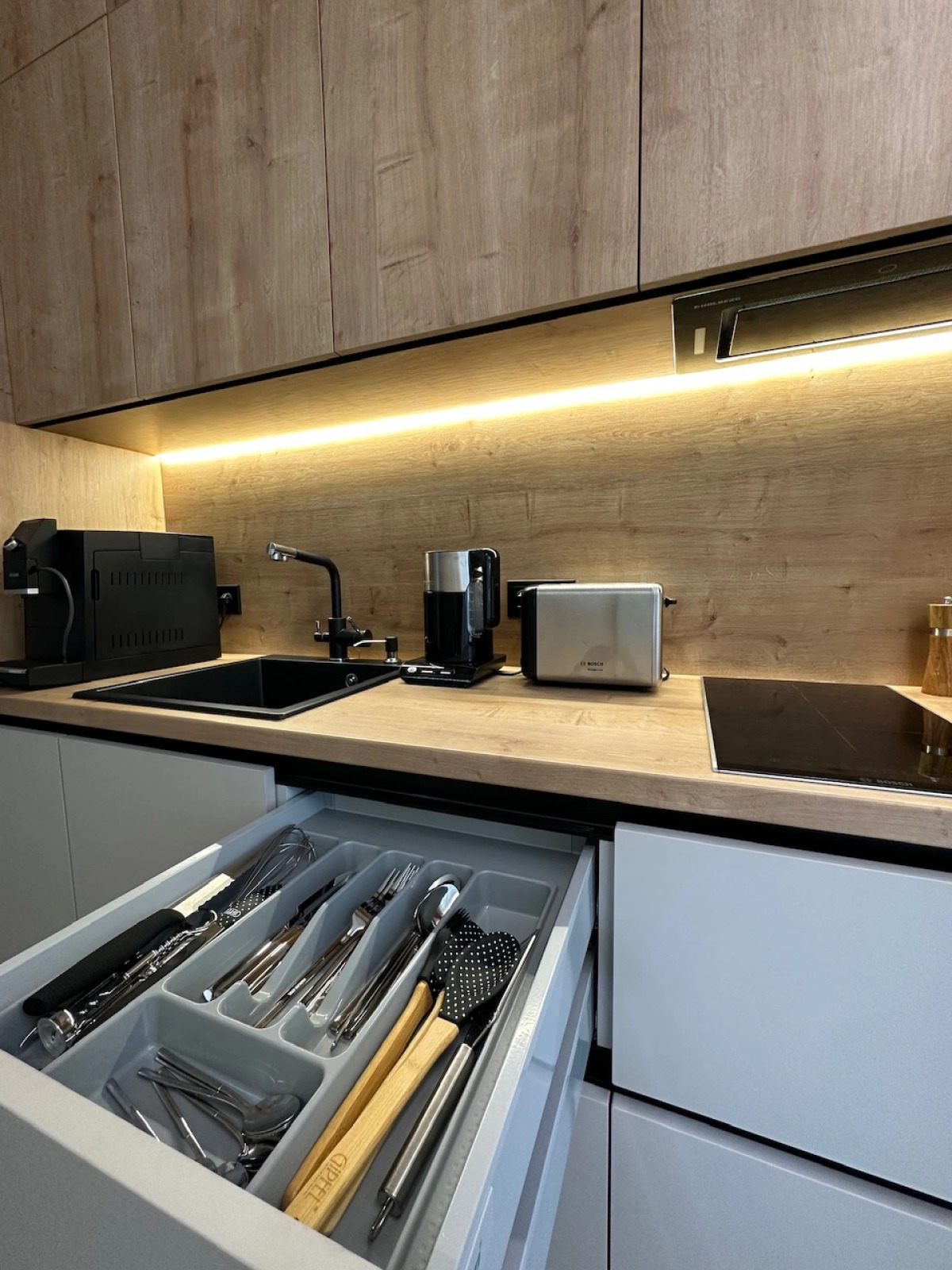 Квартира Стильная на Первой Линии Моря