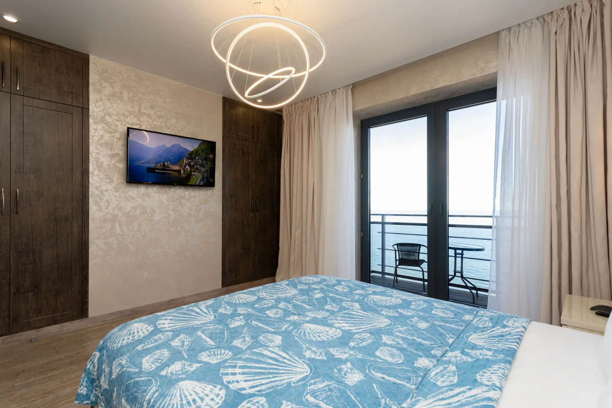 Квартира с Видом на Море