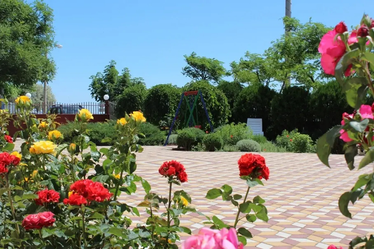 Отель Экватор