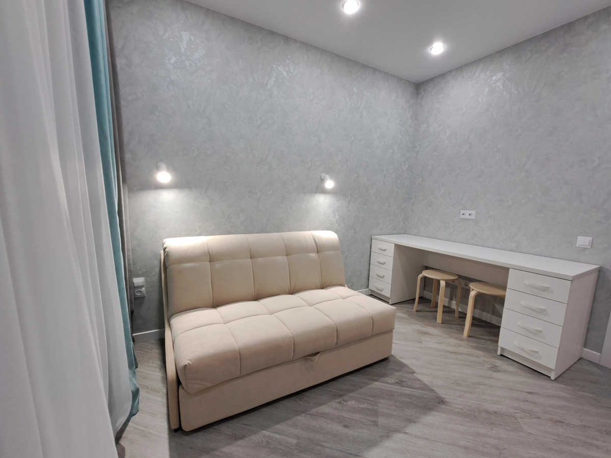 Квартира в Хэдлайнере на Затоне