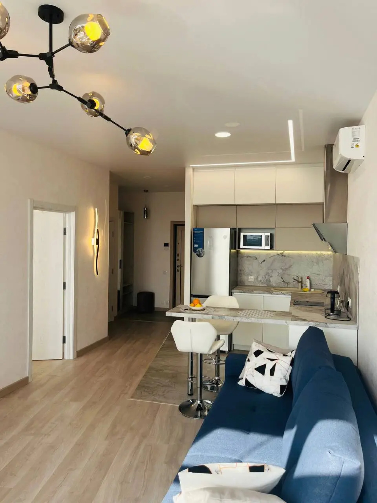 Апартаменты Светлая Квартира с Видом на Бухту Золотой Рог во Владивостоке