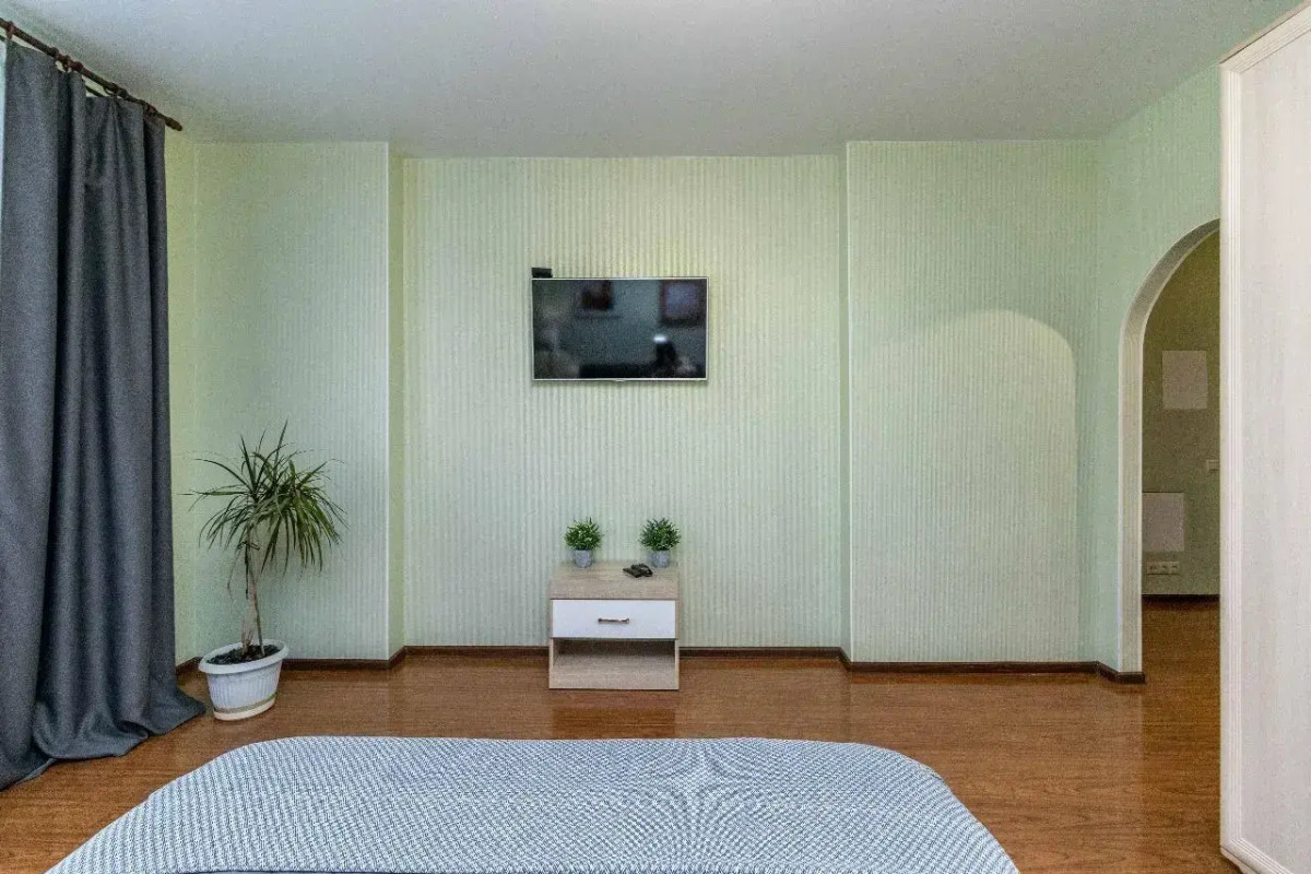 Квартира Rich House на ул. Игоря Киртбая 18