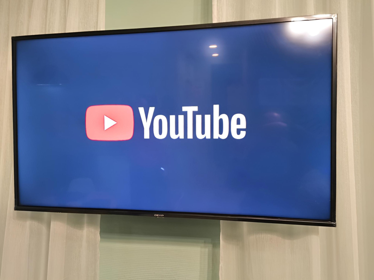 Квартира Беляева 42 на 19 этаже