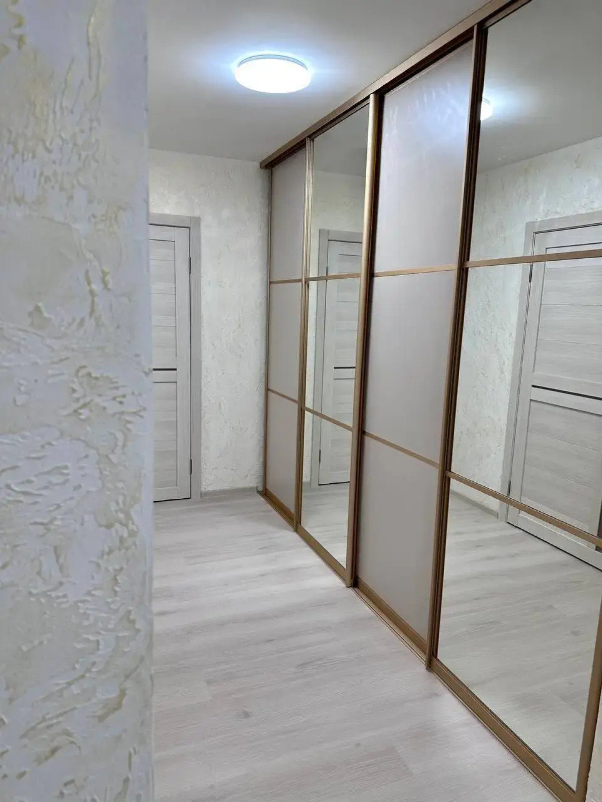 Квартира Светлая уютная Family