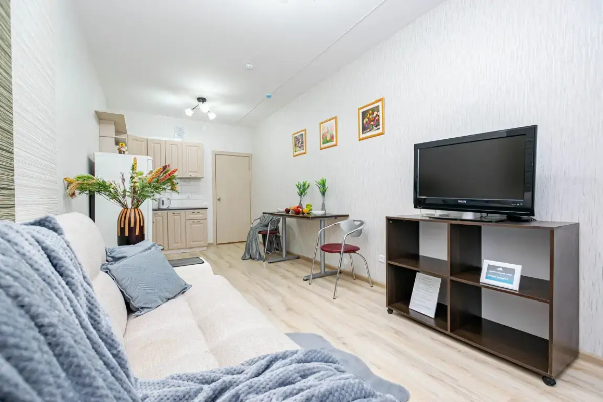 Апартаменты Cosmos Apart на Революции 48 В (1)