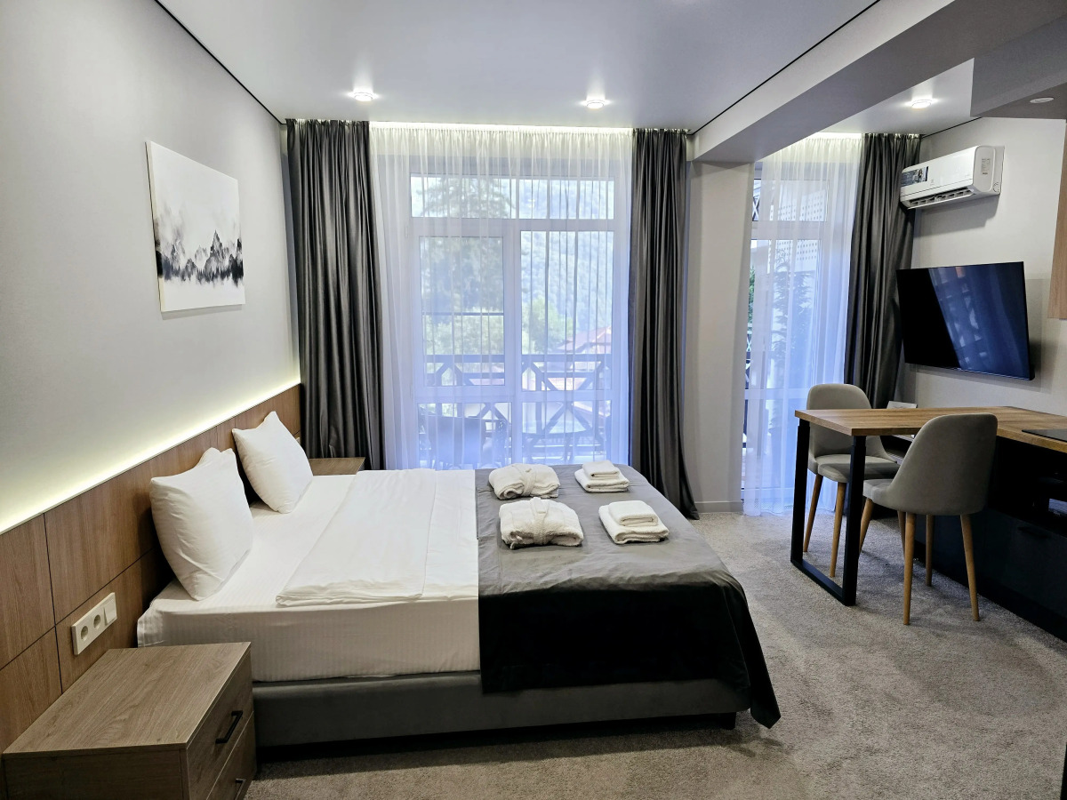 Апартаменты Панорама Ачишхо номер Superior с балконом и видом на горы