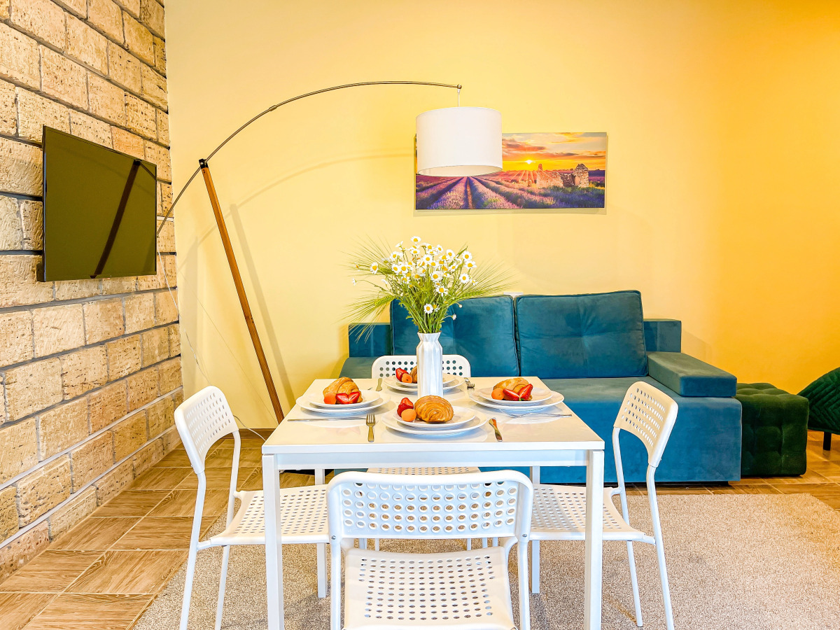 Апартаменты Veseloft 1