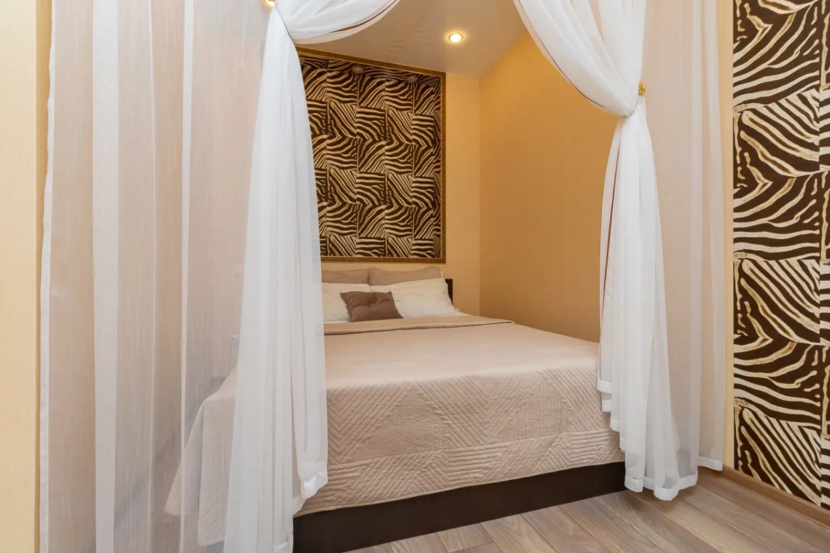 Квартира Happy House Просторная студия с балконом