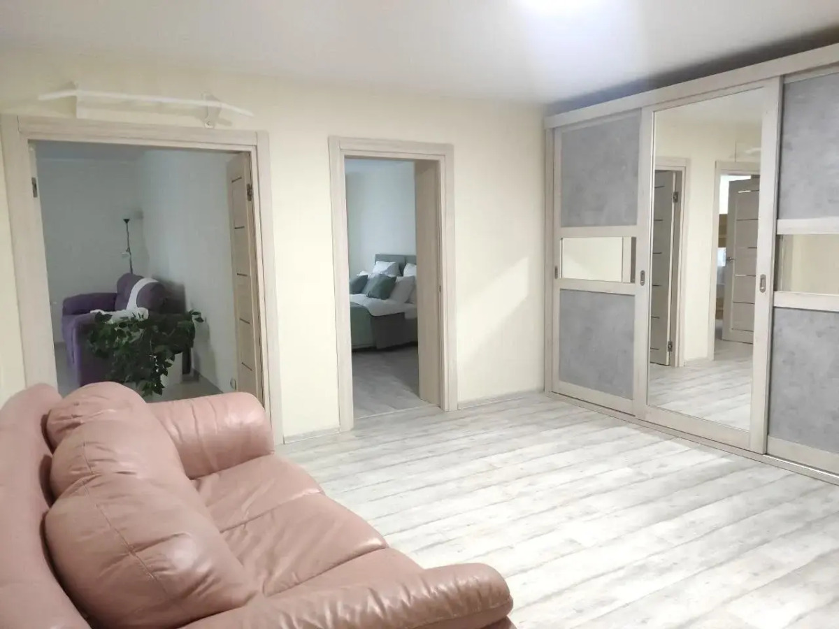 Апартаменты 95 м² - Супер-комфорт у стен Древнейшего монастыря