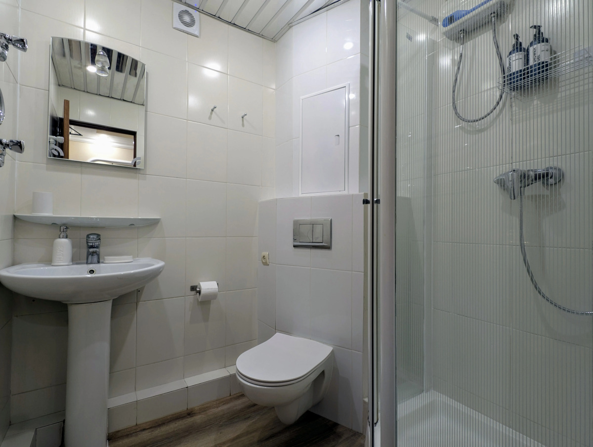 Квартира Свободна - Полянка 28