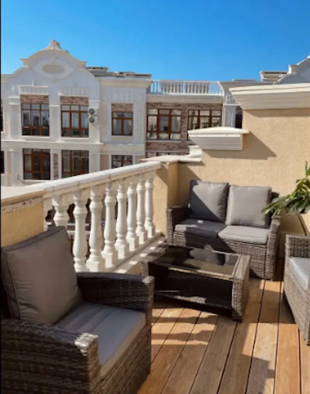 Апартаменты с террасой в 1 минуте от моря