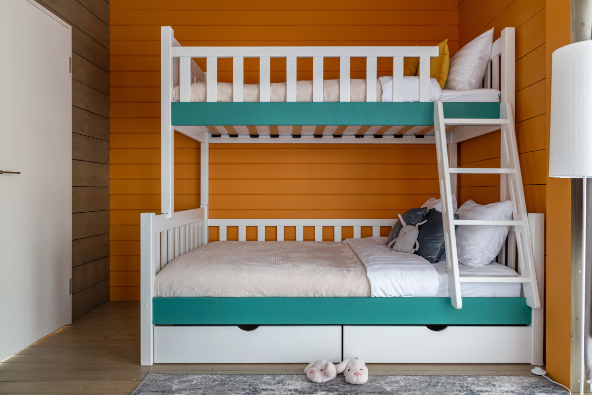 Частный Дом RiverDublDom  с баней и купелью у пруда в Новой Москве