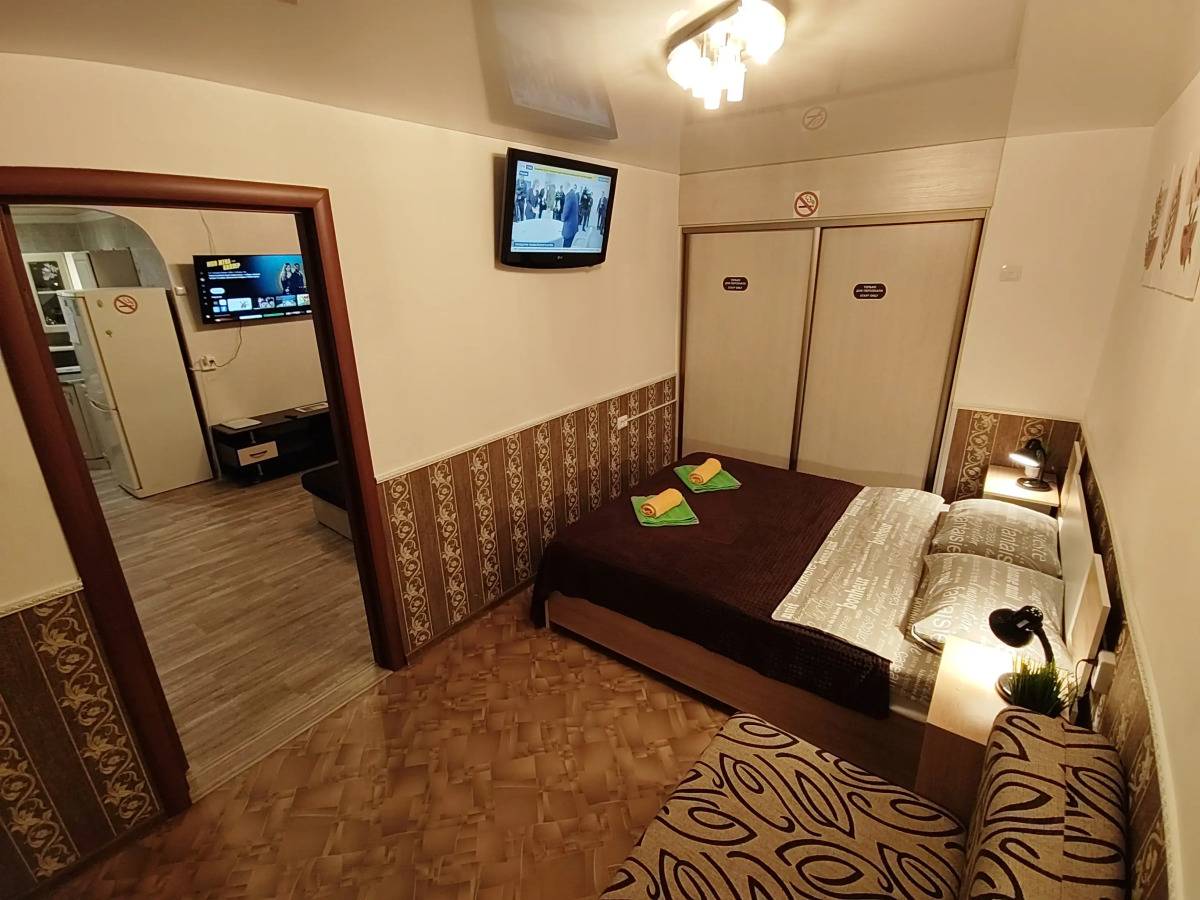 Квартира с Видом на Площадь Пять Углов