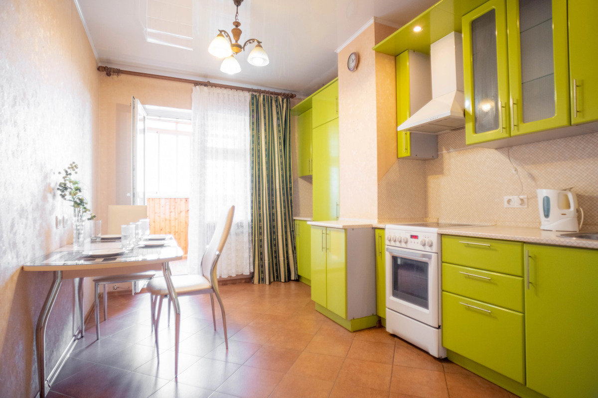 Апартаменты просторная однушка на главном проспекте города