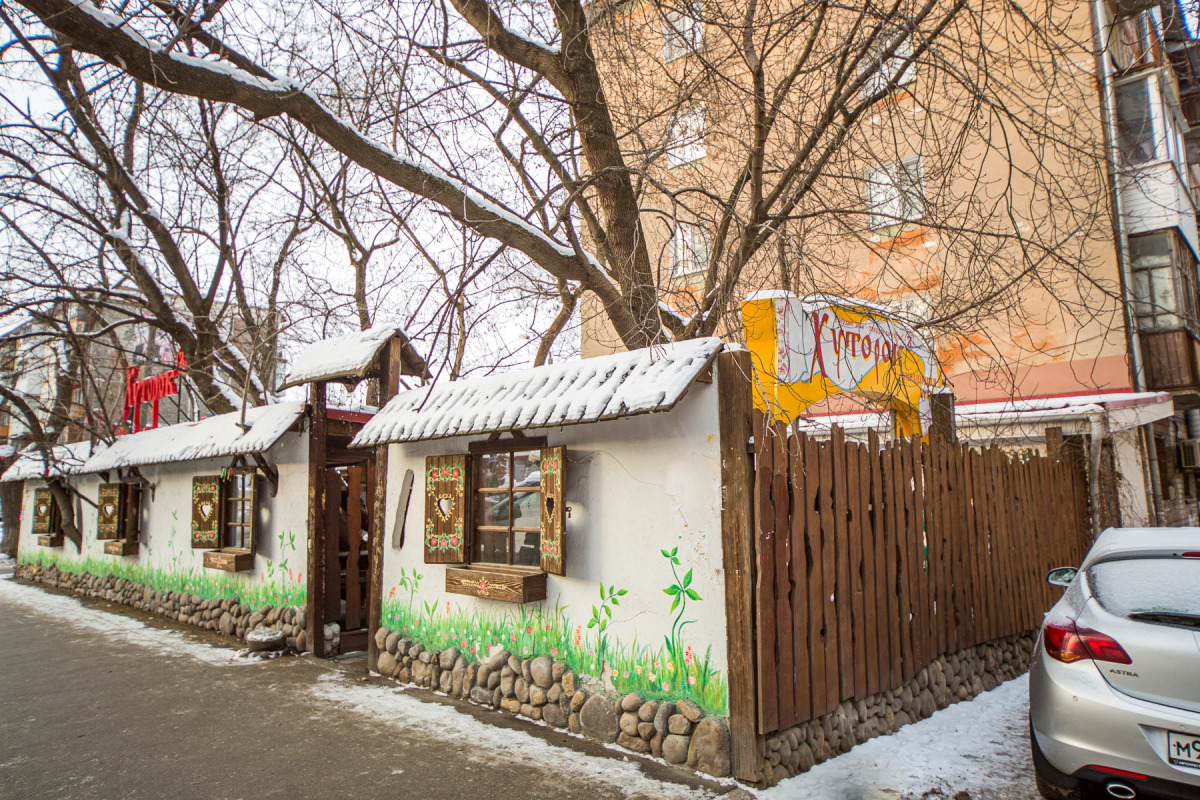 Апартаменты Двухкомнатные в центре на Крисанова