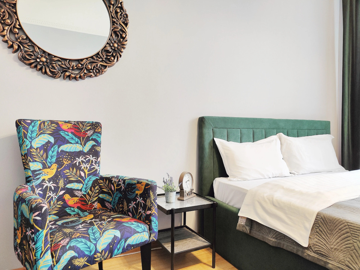 Апартаменты M.O.O.N. APARTMENTS Seifullina 500