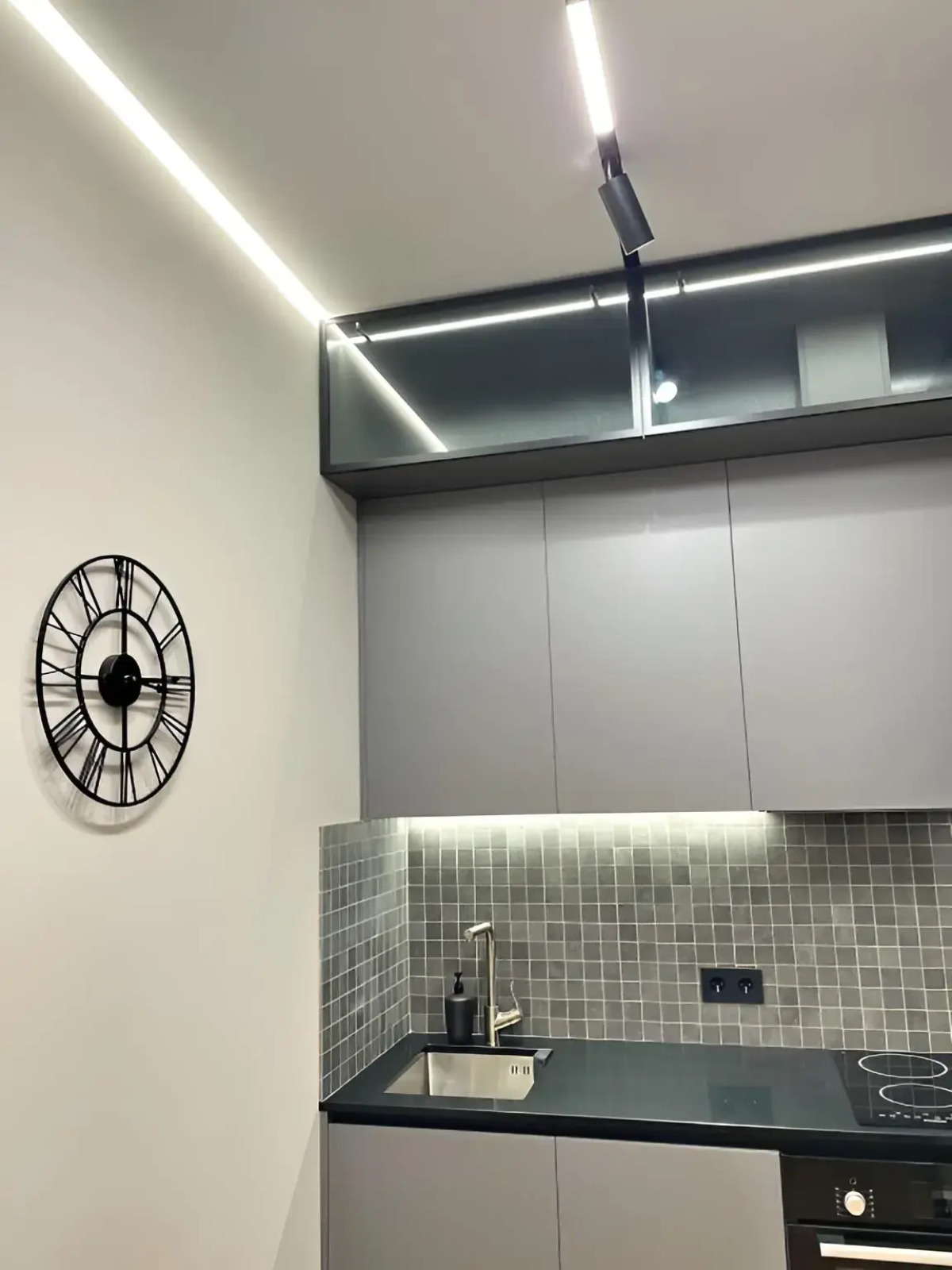 Апартаменты Дизайнерская евротрёшка