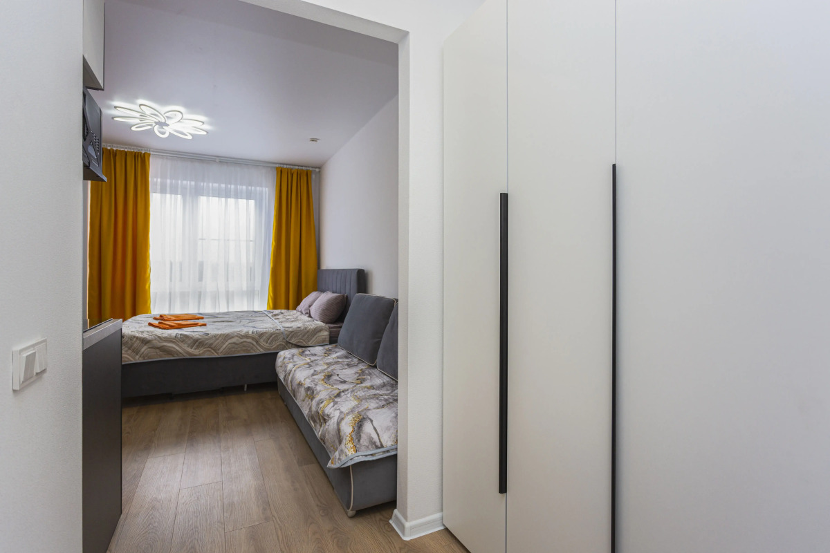 Квартира на Братьев Бромлей 5/2