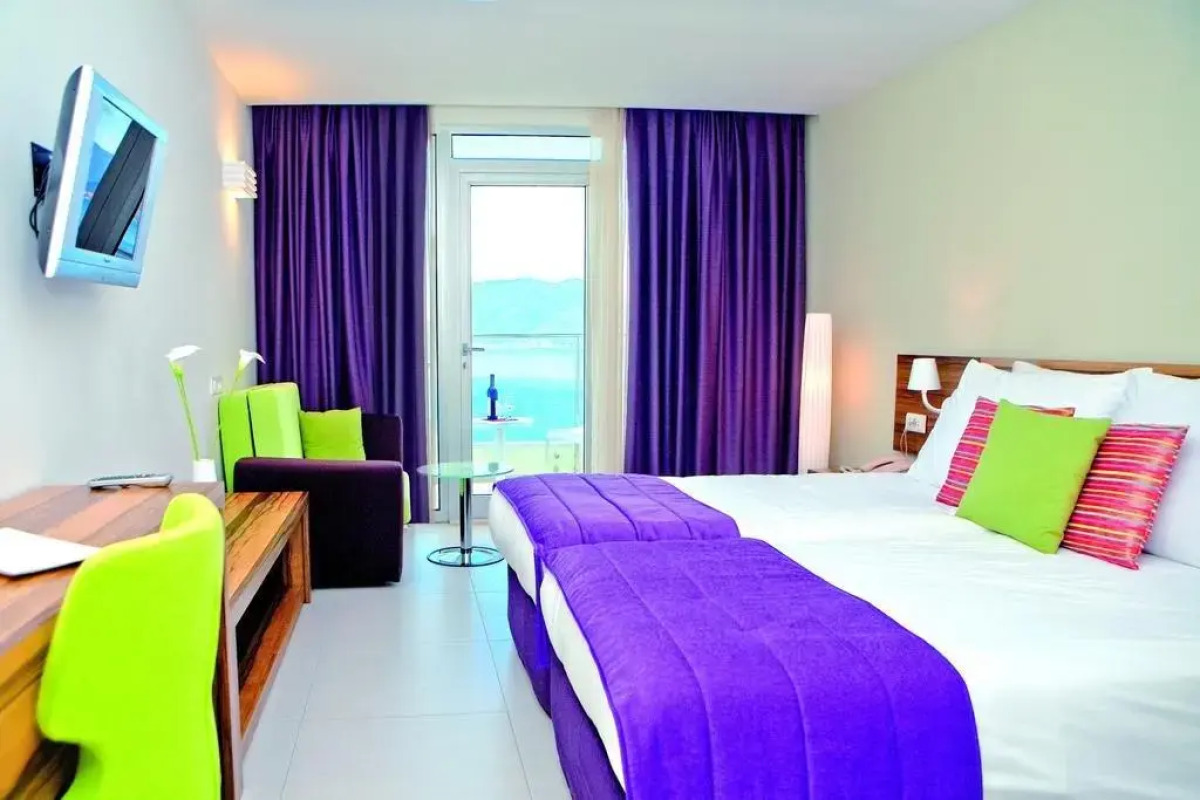 Отель Iberostar Herceg Novi