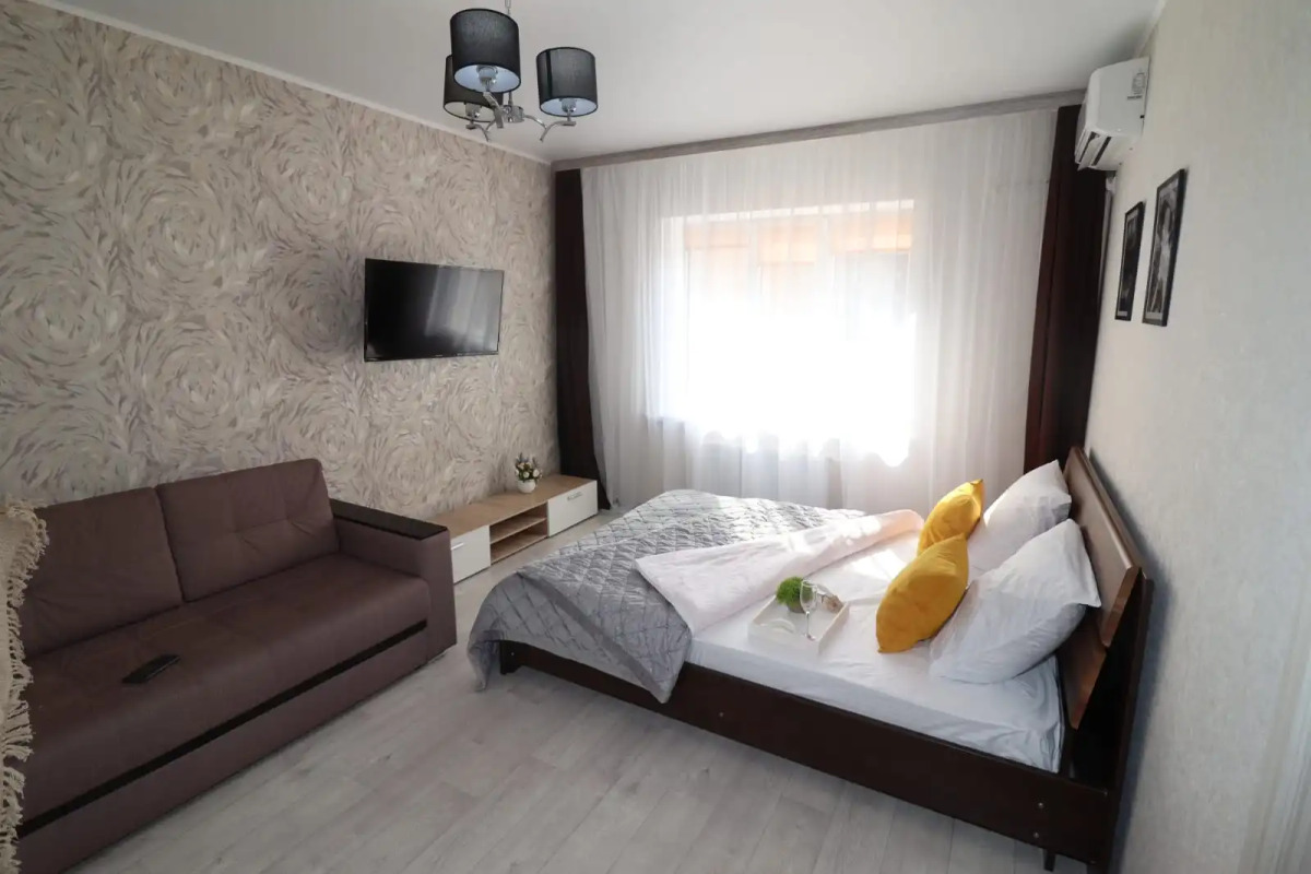 Апартаменты 180 Уютный Дом