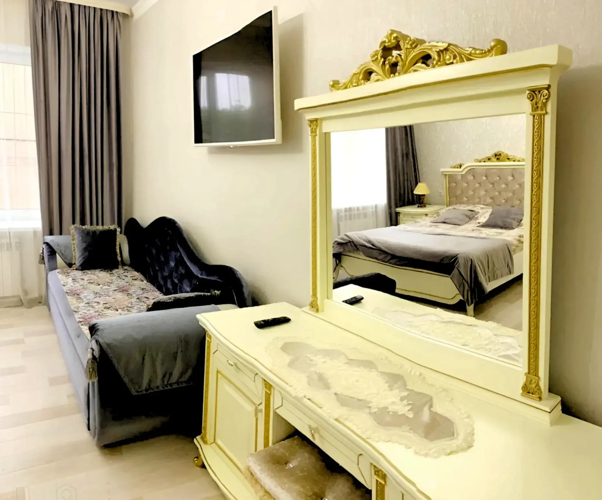 Квартира Пятигорская 24 27/2