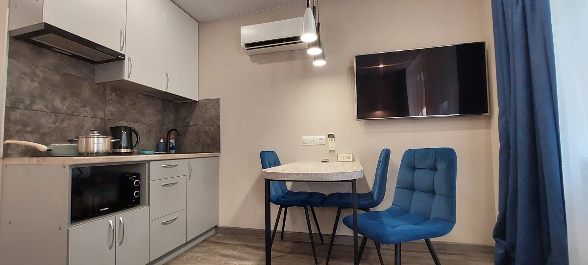 Апартаменты СВ Швейников студия 1